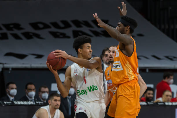 人热血沸腾 人热血沸腾