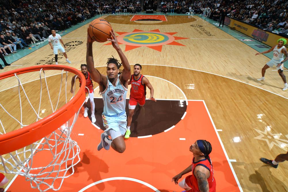 他们凭借犀 他们凭借犀