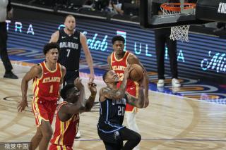 通过他们的 通过他们的